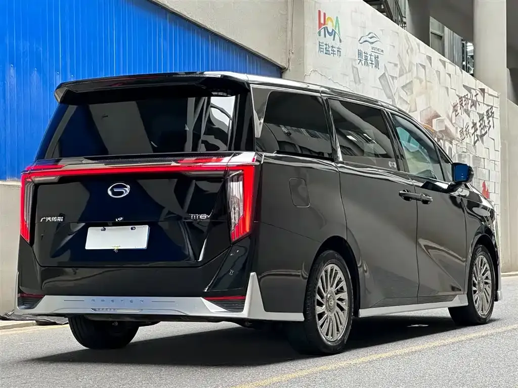 GAC Motor Trumpchi M8 — фото 3