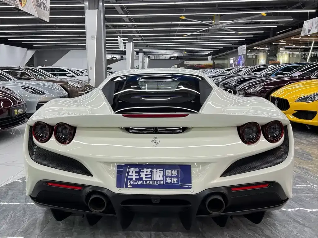 Ferrari F8 — фото 4