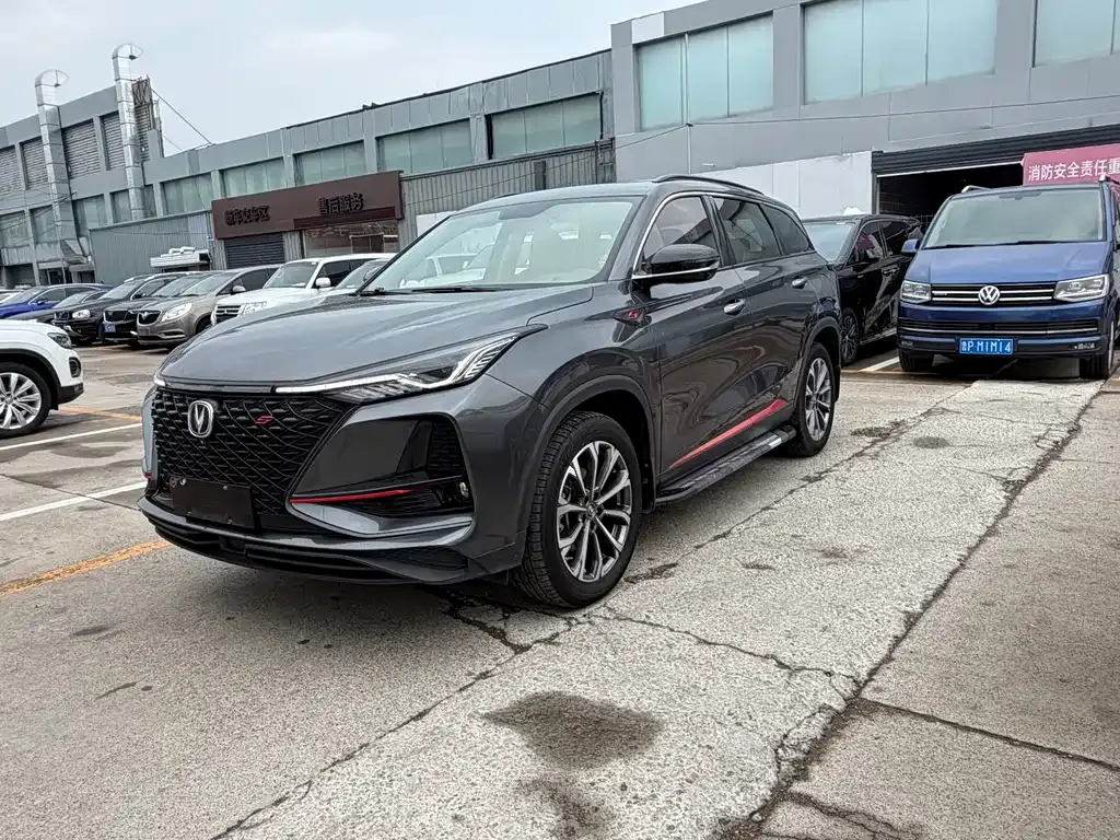 Changan CS75PLUS — фото 1
