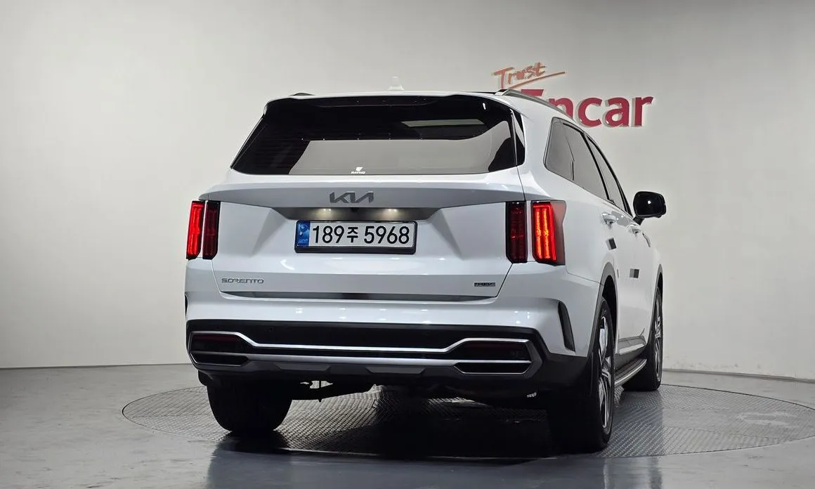 Kia Sorento — фото 3