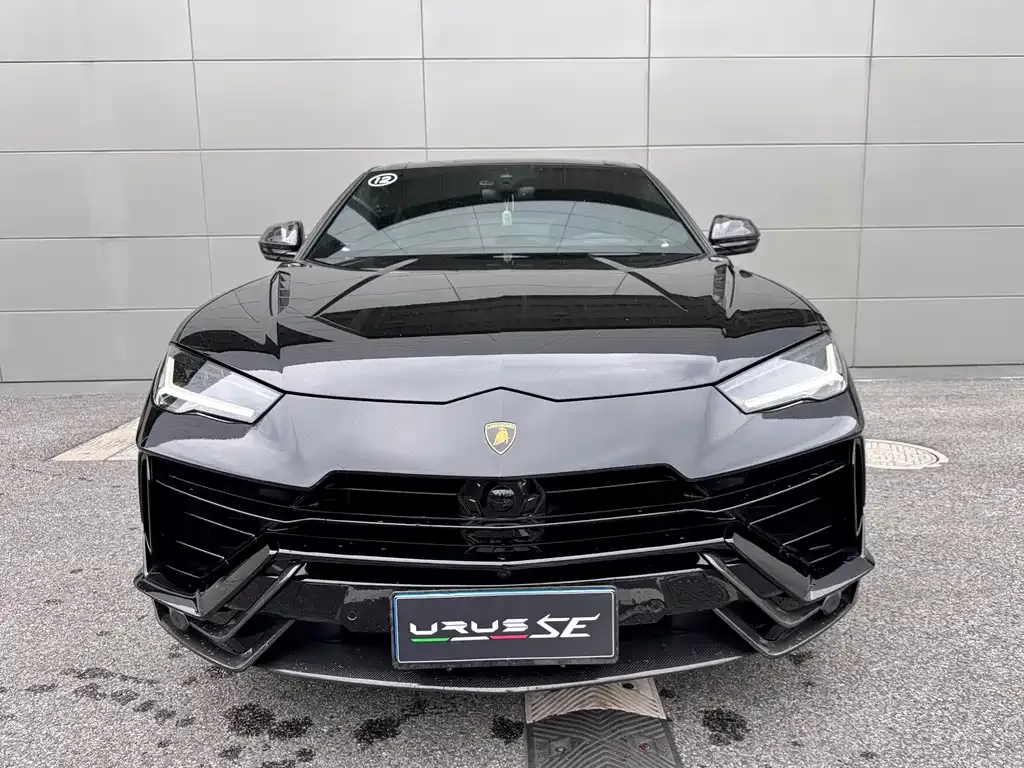 Lamborghini Urus — фото 3