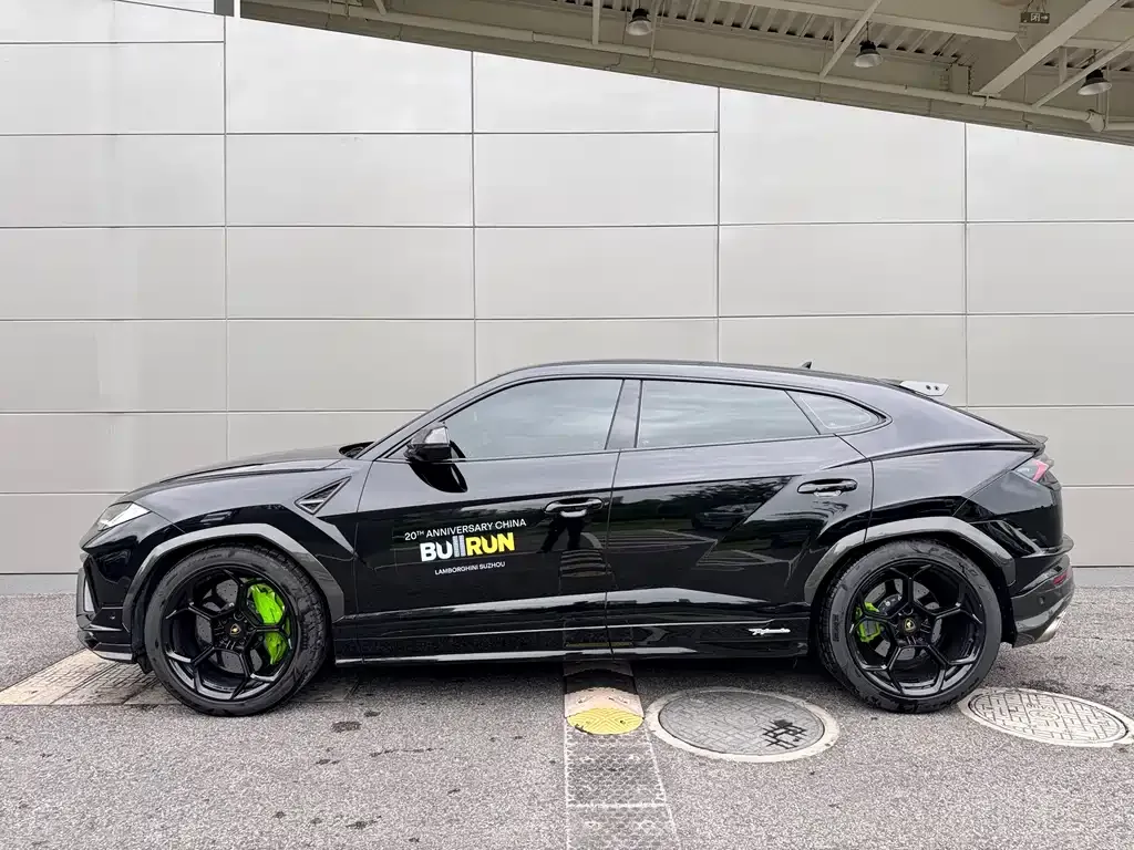 Lamborghini Urus — фото 4
