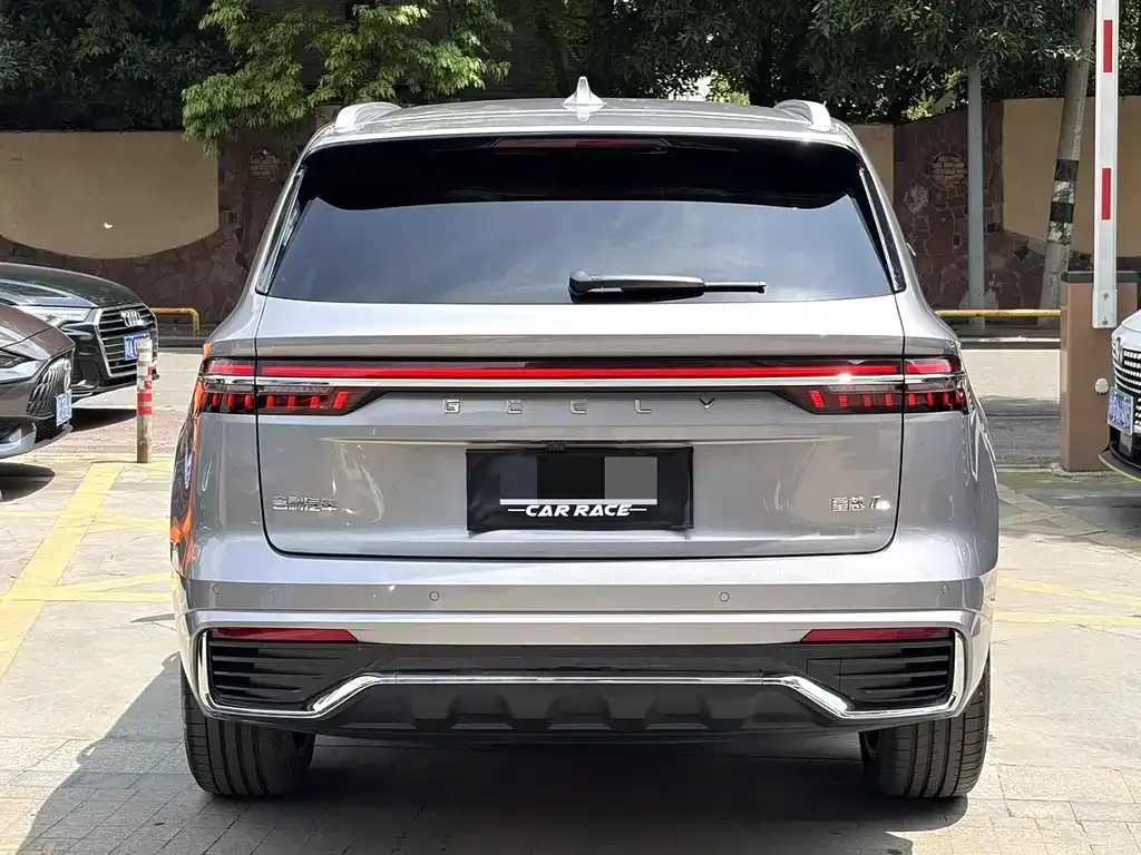 Geely Xingyue L — фото 3