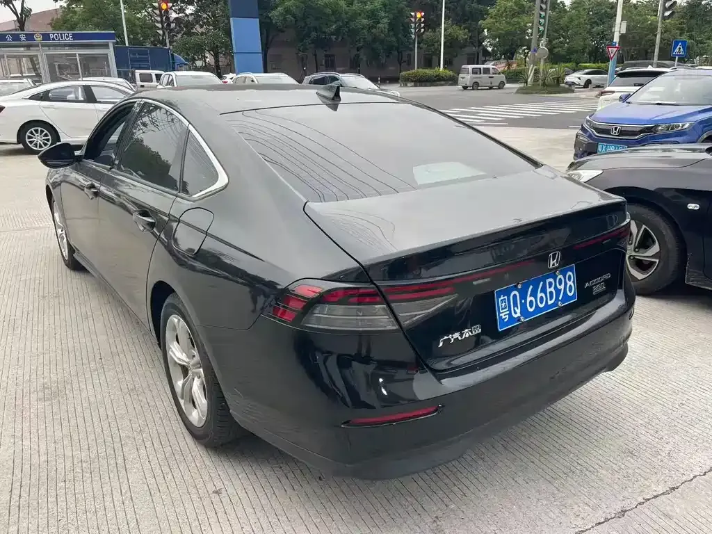 Honda Accord 2023 из CN, фото 4