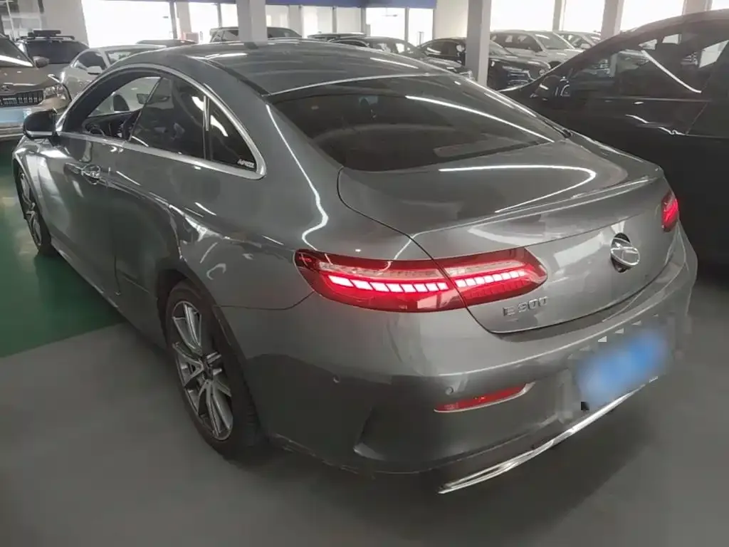 Mercedes-Benz E-Class (Import) — фото 9