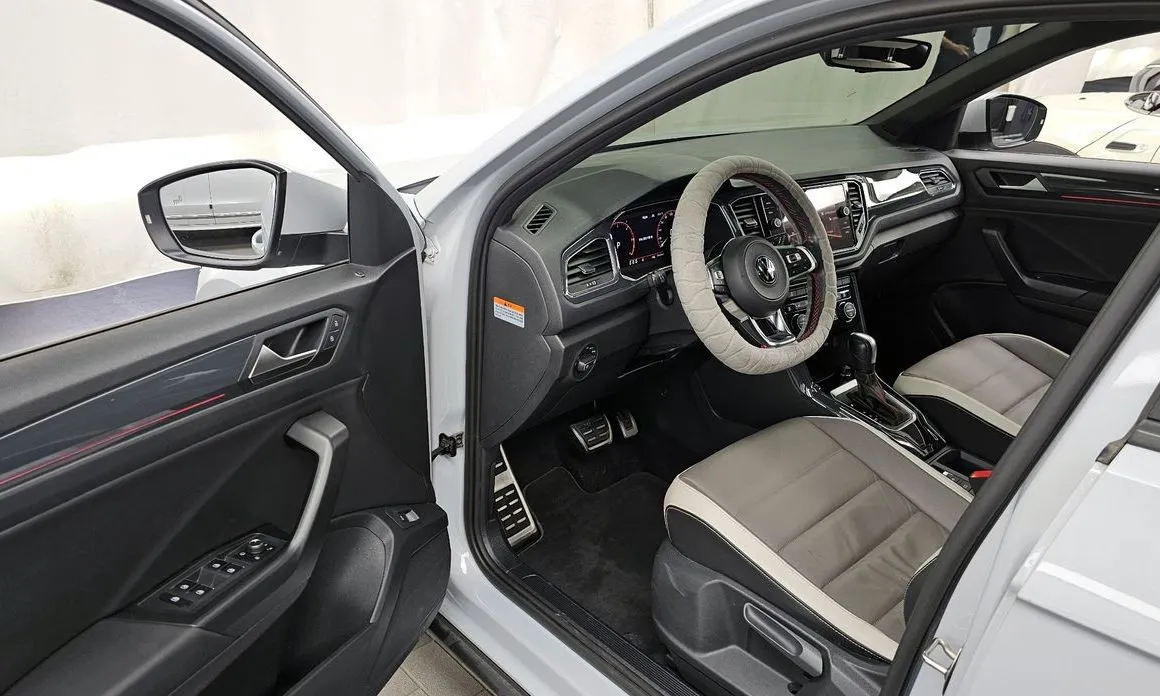 Volkswagen T-Roc 2021 из KR, фото 8