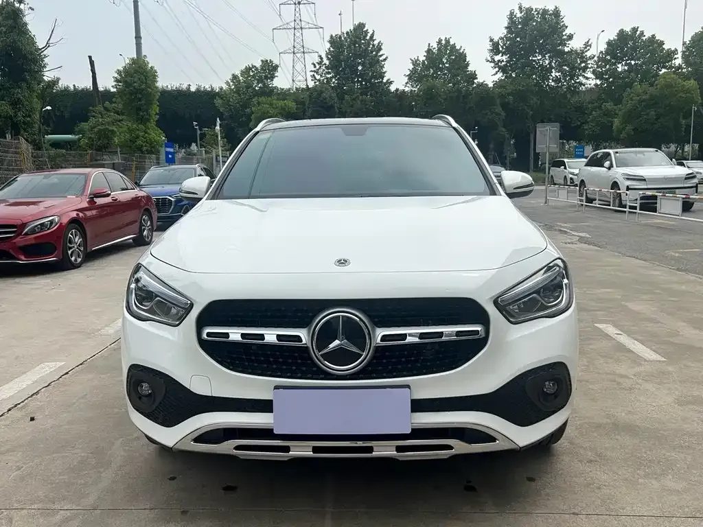 Mercedes-Benz GLA — фото 5