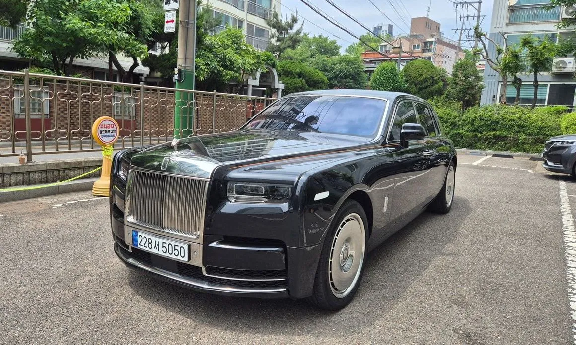 Rolls-Royce Phantom 2023 из KR, фото 1