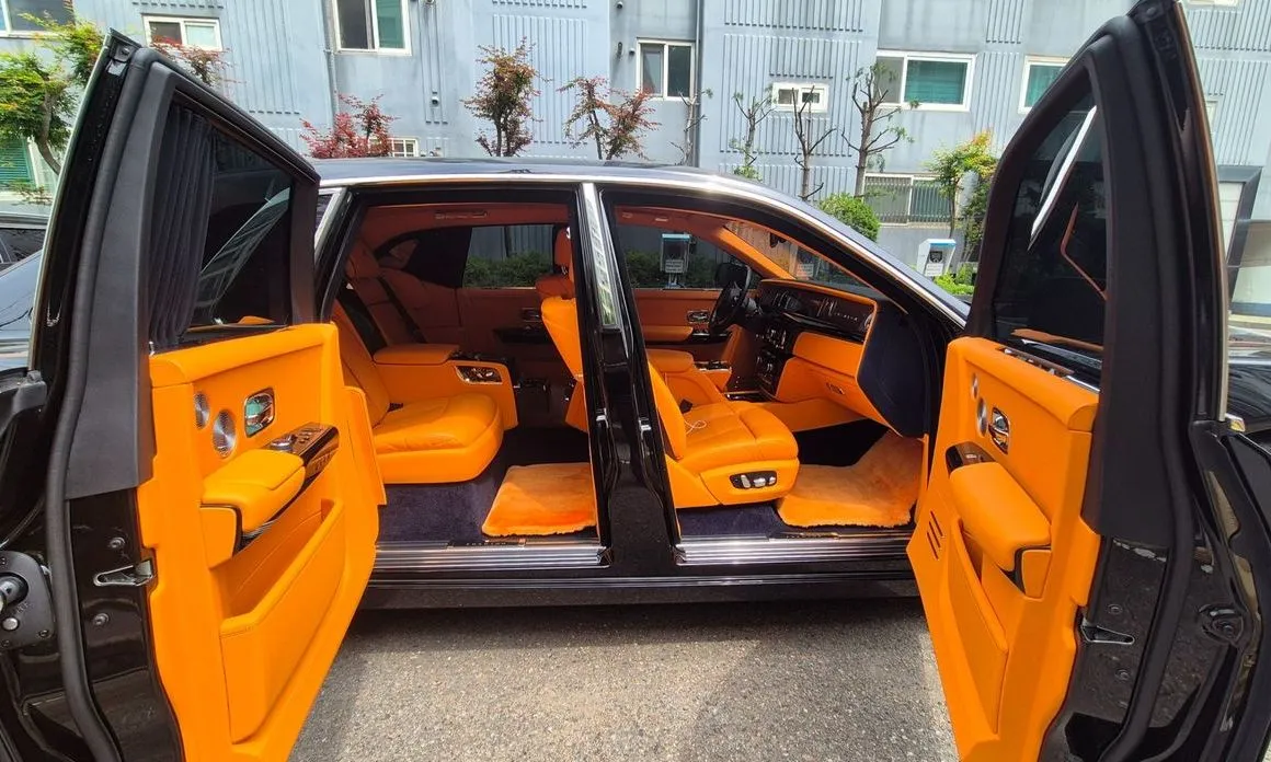 Rolls-Royce Phantom 2023 из KR, фото 4