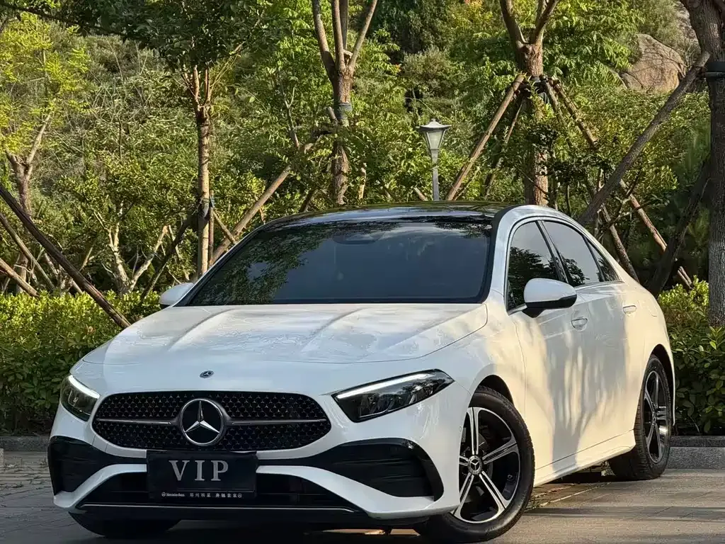 Mercedes-Benz A-Class — фото 1