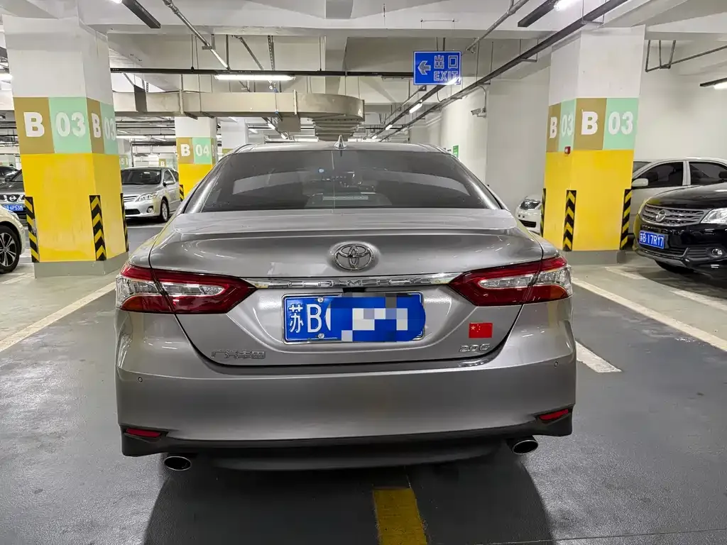 Toyota Camry 2023 из CN, фото 2