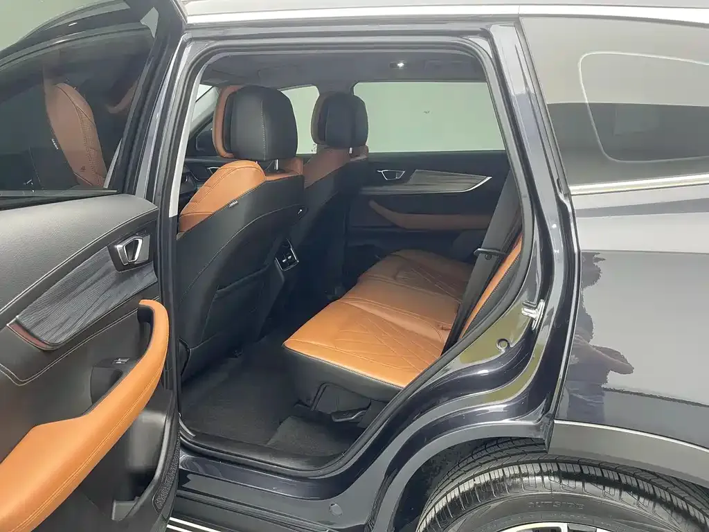 Chery Tiggo 8 PLUS — фото 10