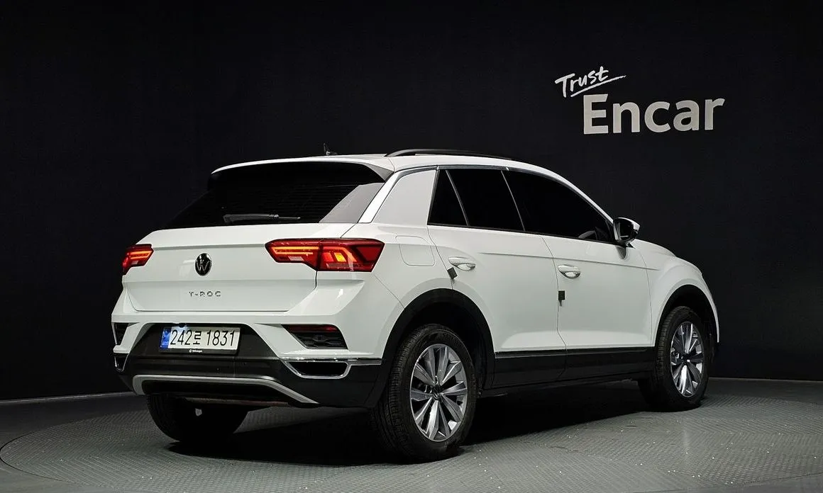 Volkswagen T-Roc 2021 из KR, фото 3
