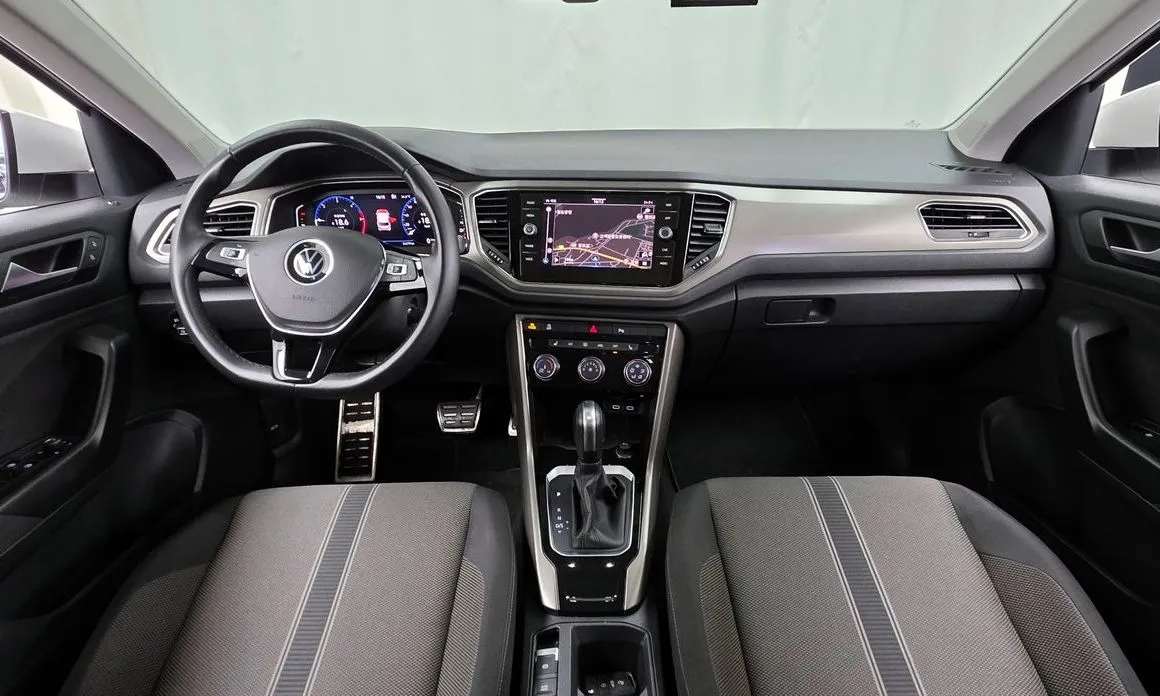 Volkswagen T-Roc 2021 из KR, фото 10