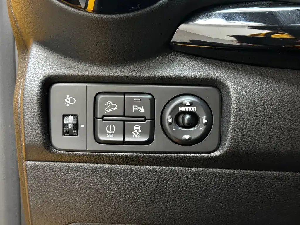 Kia KX1 2022 из CN, фото 9