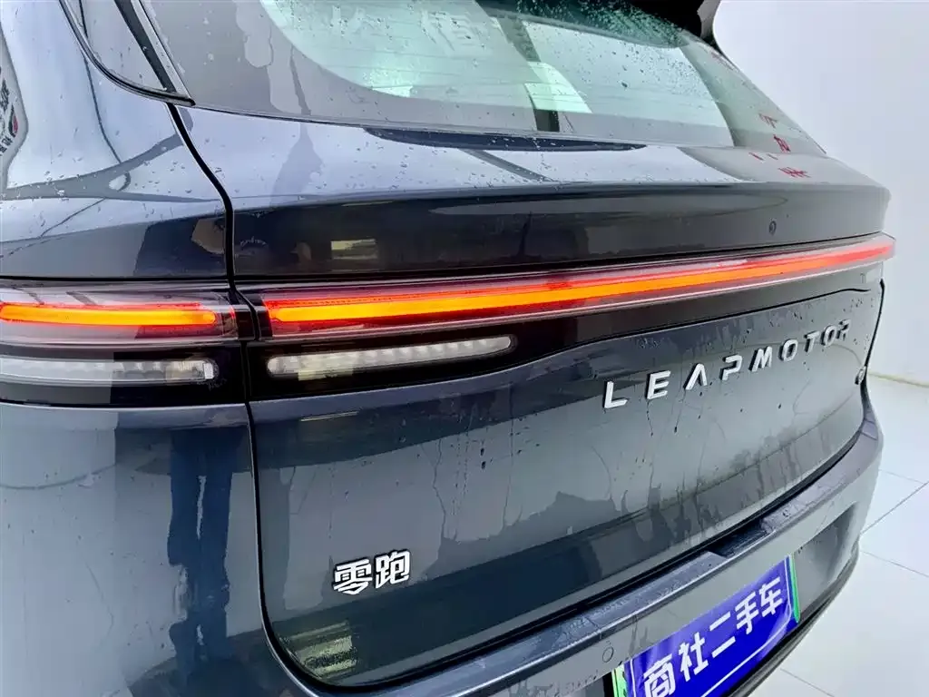 Leapmotor C10 — фото 10