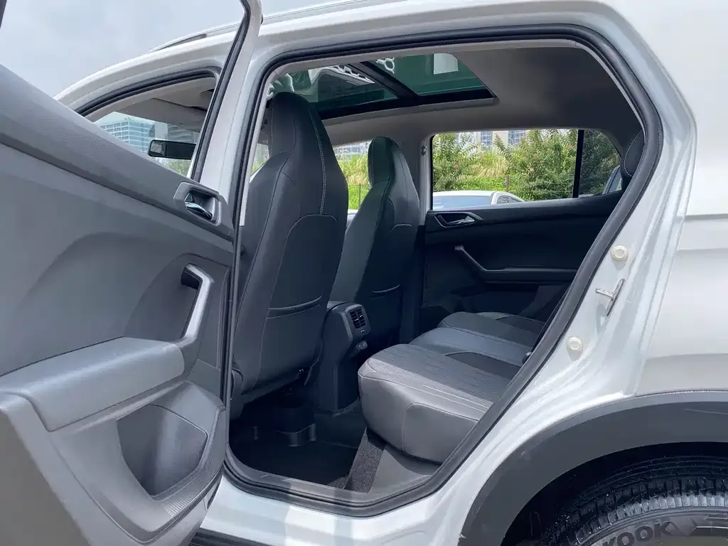 Volkswagen T-Cross 2022 из CN, фото 2