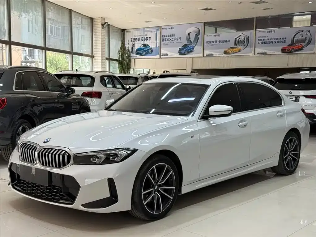 BMW 3 Series — фото 1