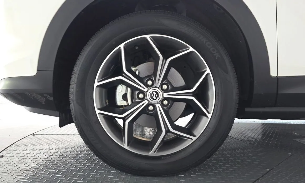 KG Mobility (Ssangyong) KORANDO 2023 из KR, фото 8