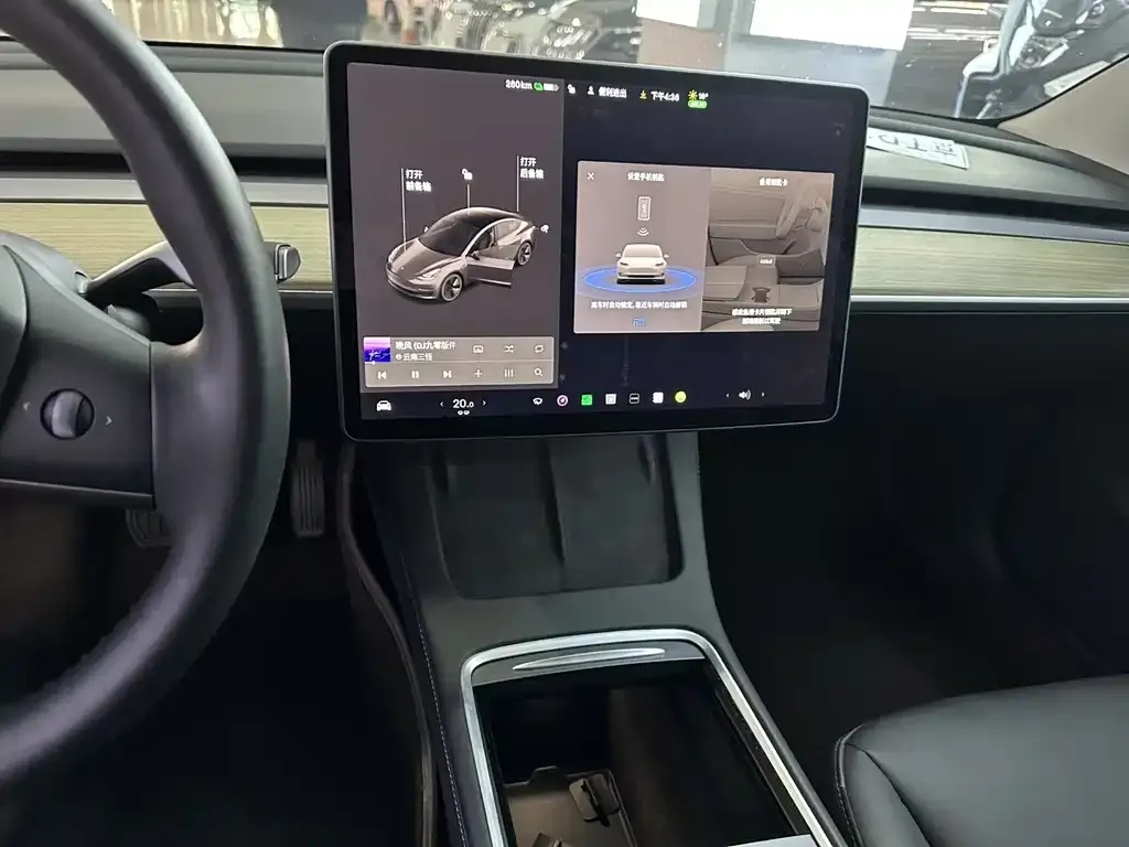 Tesla Model 3 2023 из CN, фото 3