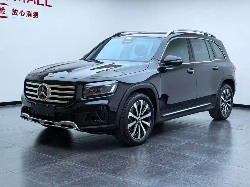 Mercedes-Benz GLB — фото 1