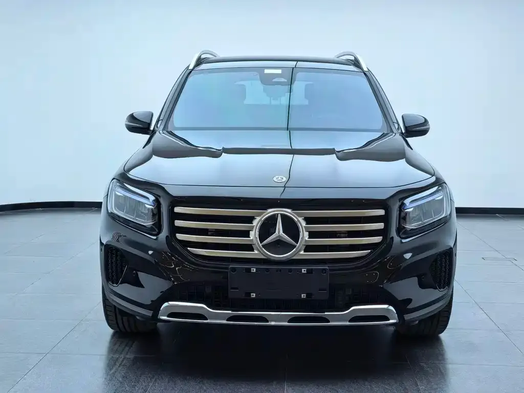 Mercedes-Benz GLB — фото 2
