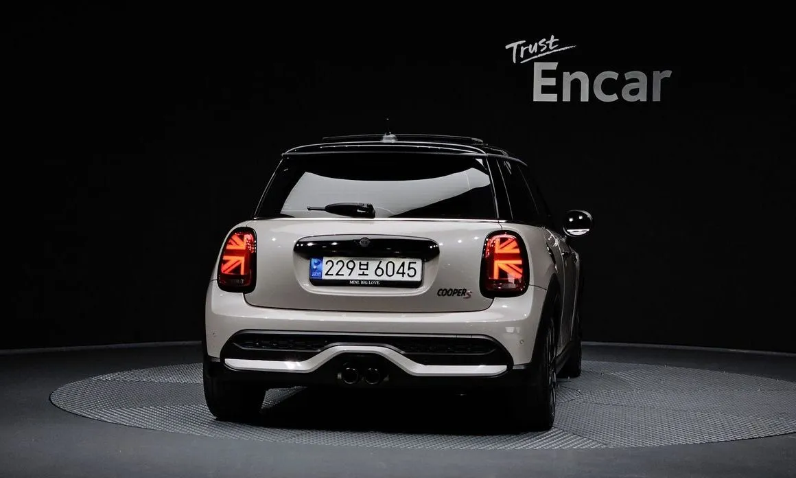 Mini Cooper 2022 из KR, фото 8
