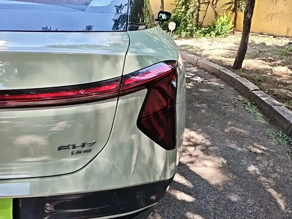 Hongqi EH7 2024 из CN, фото 10