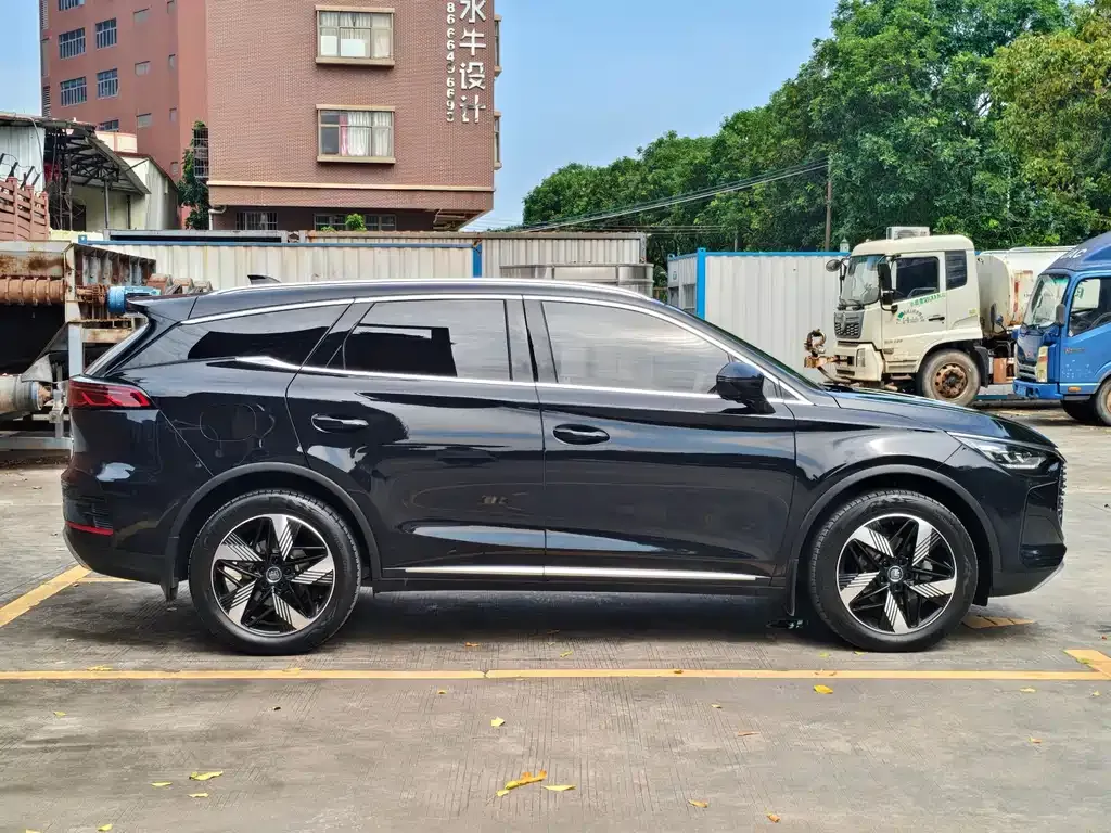 BYD Tang New Energy — фото 4