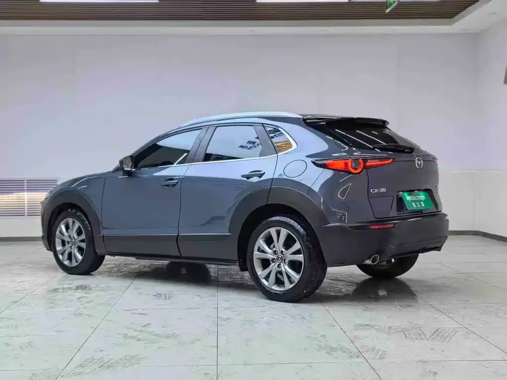 Mazda CX-30 — фото 7