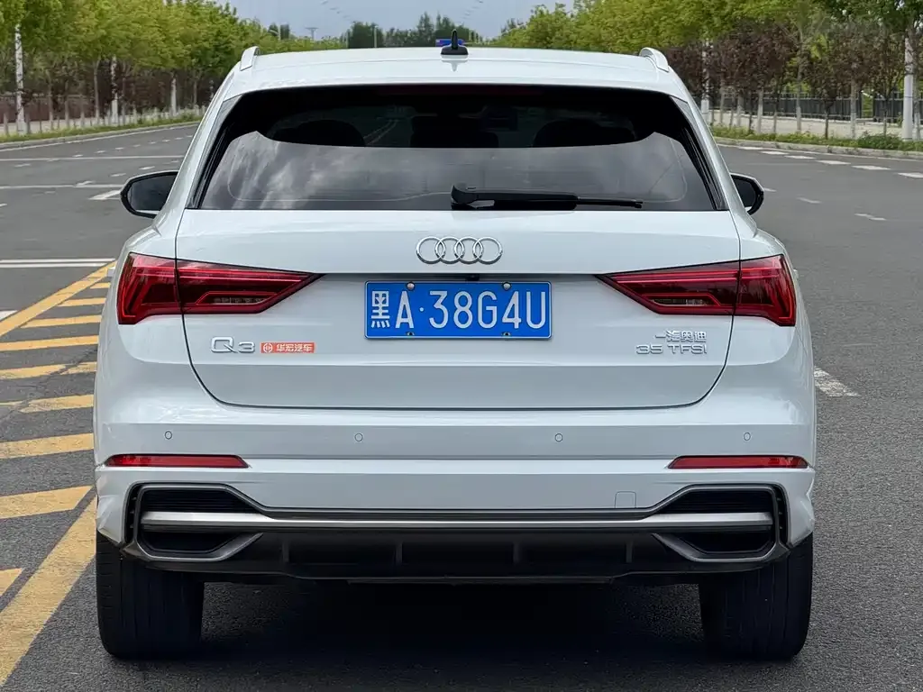 Audi Q3 — фото 10