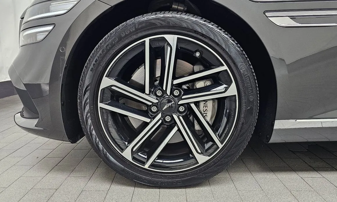 Genesis G80 — фото 10