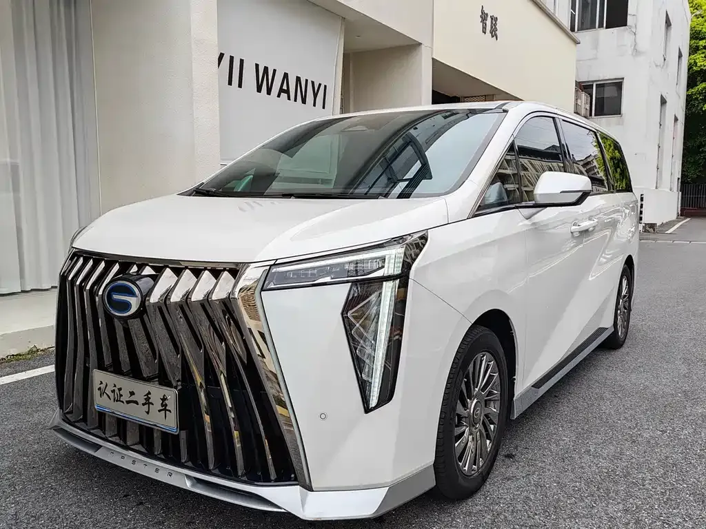 GAC Motor Trumpchi M8 — фото 1