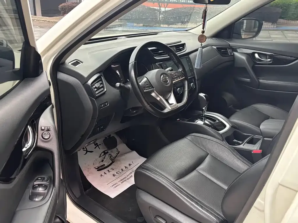 Nissan X-Trail 2021 из CN, фото 4