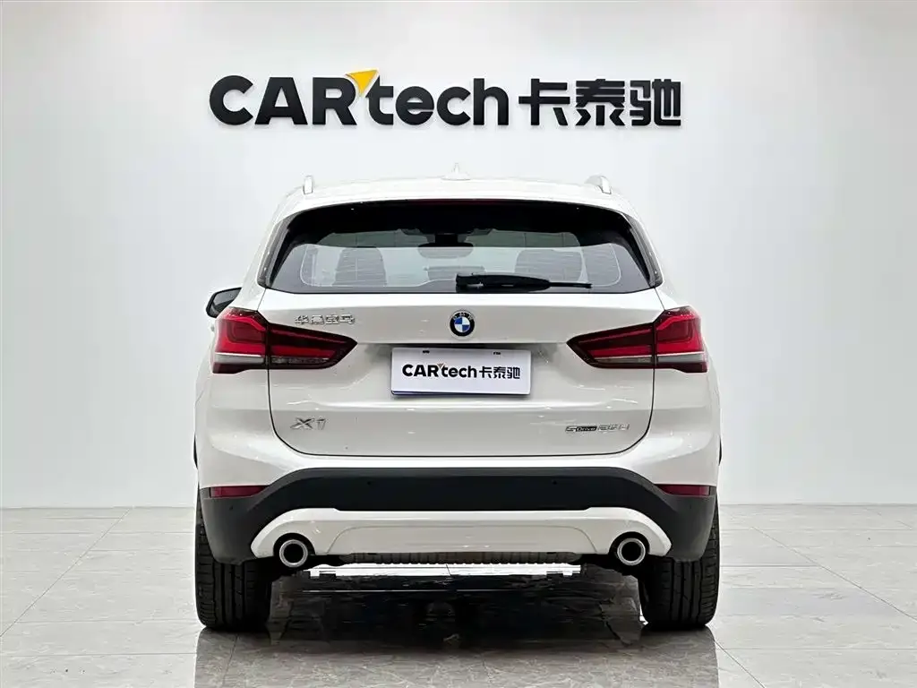 BMW X1 — фото 2