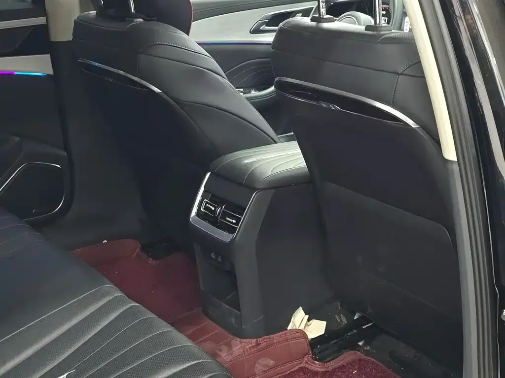 Hongqi H5 2024 из CN, фото 4
