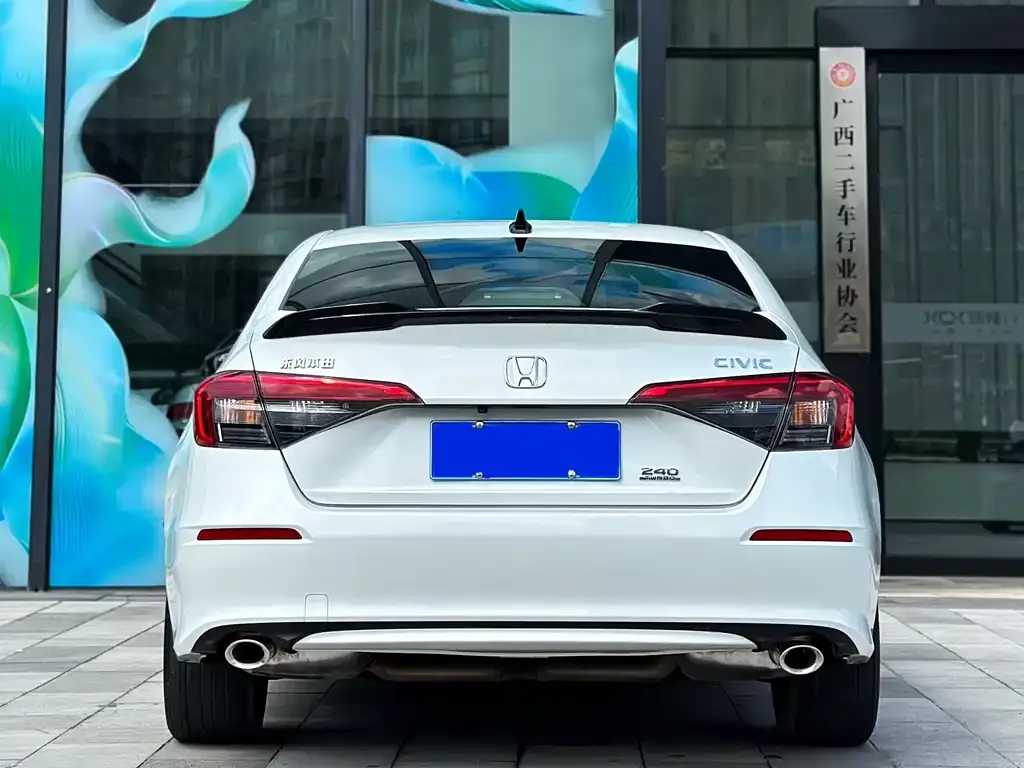 Honda Civic — фото 4
