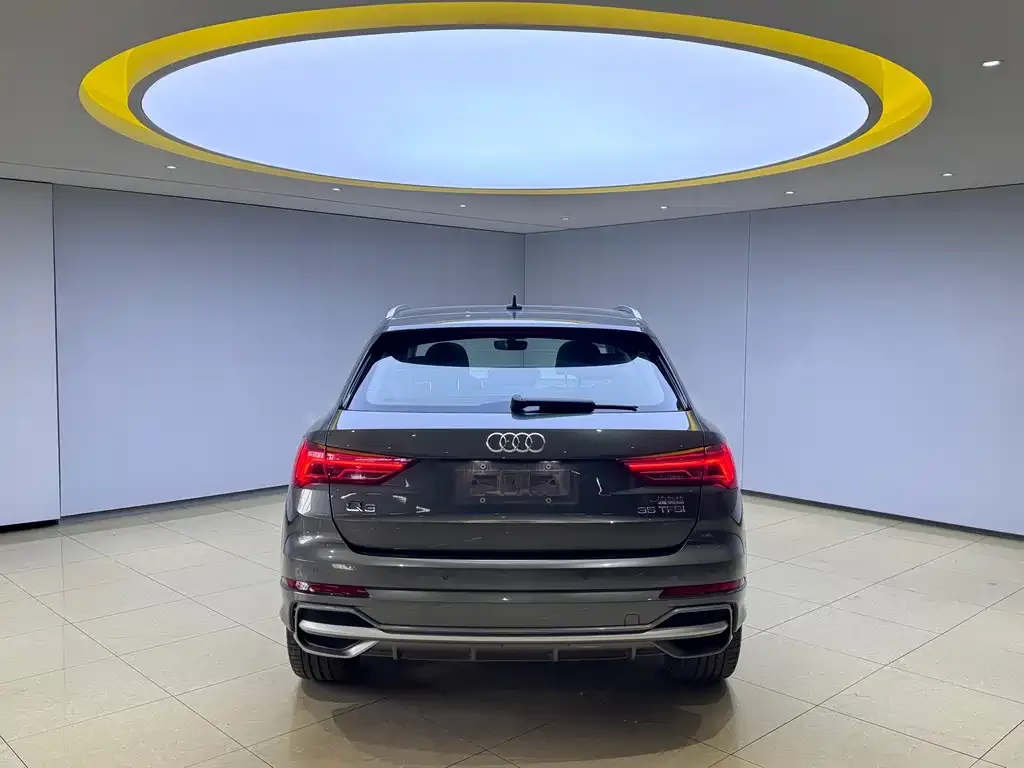 Audi Q3 — фото 2