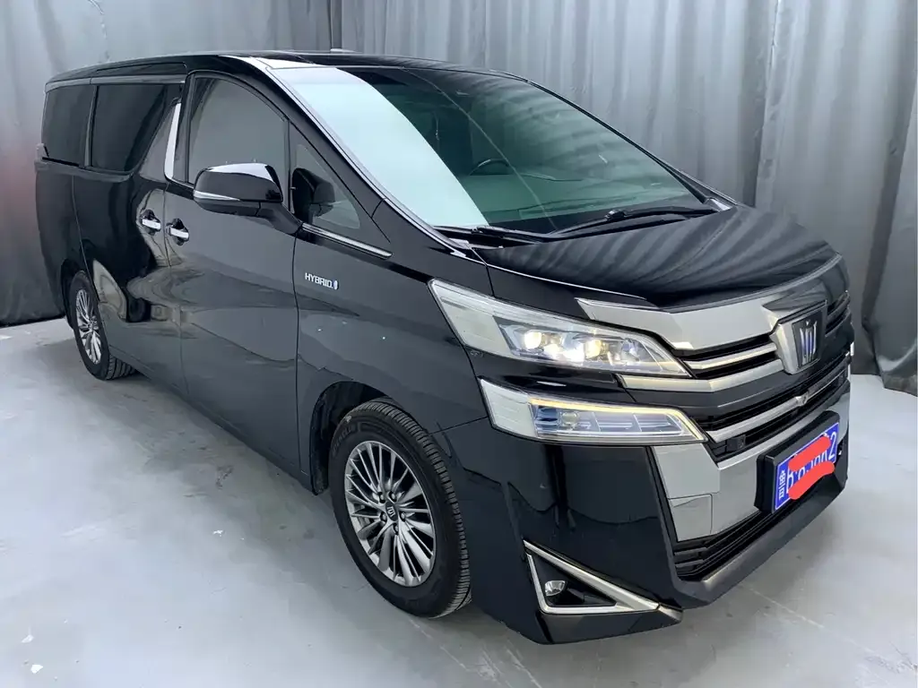 Toyota Vellfire — фото 7