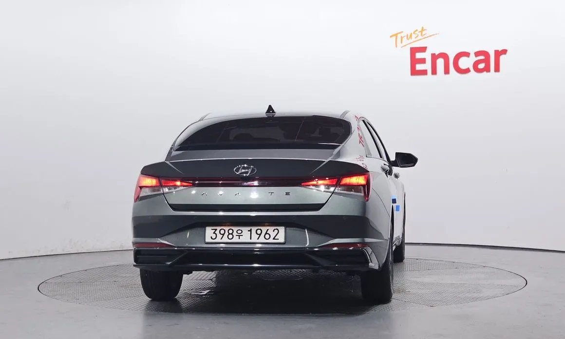Hyundai AVANTE — фото 2