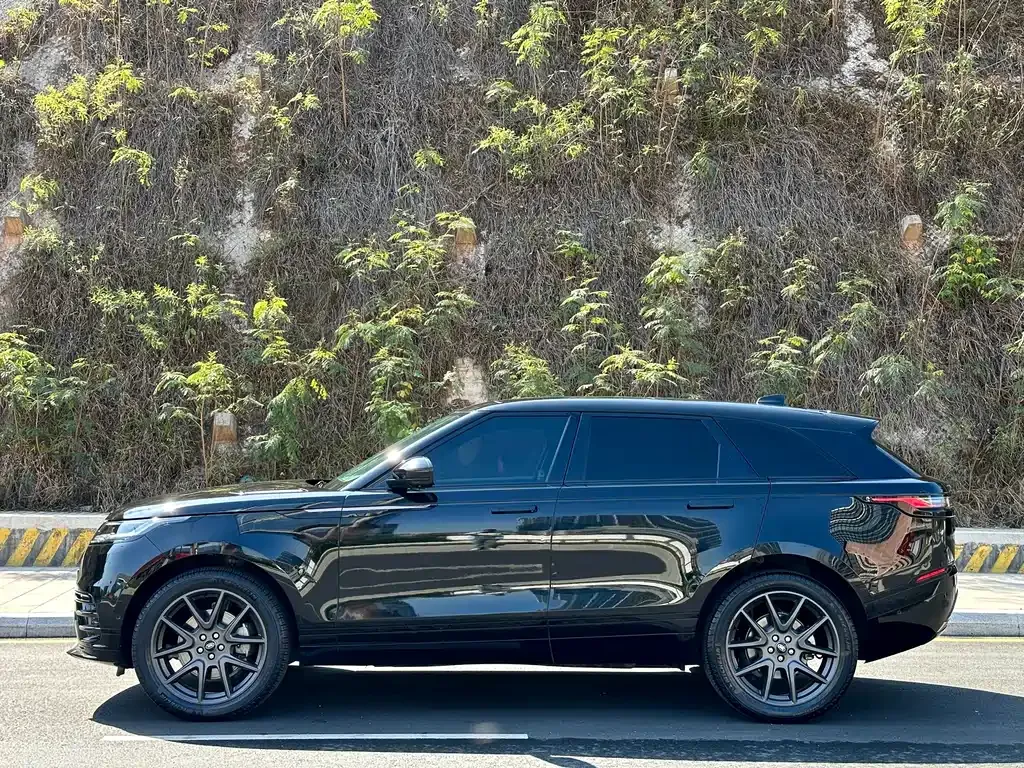 Land Rover Velar — фото 10