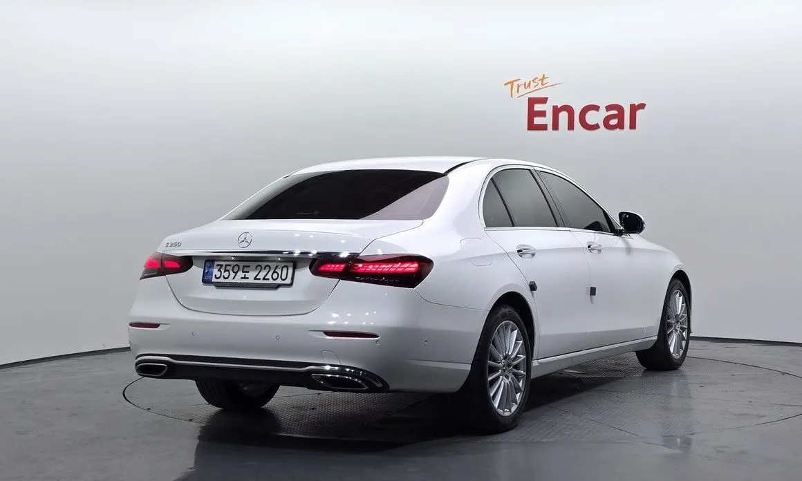 Mercedes-Benz E-Class 2022 из KR, фото 6