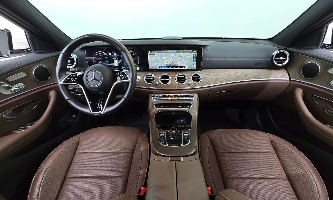 Mercedes-Benz E-Class 2022 из KR, фото 9