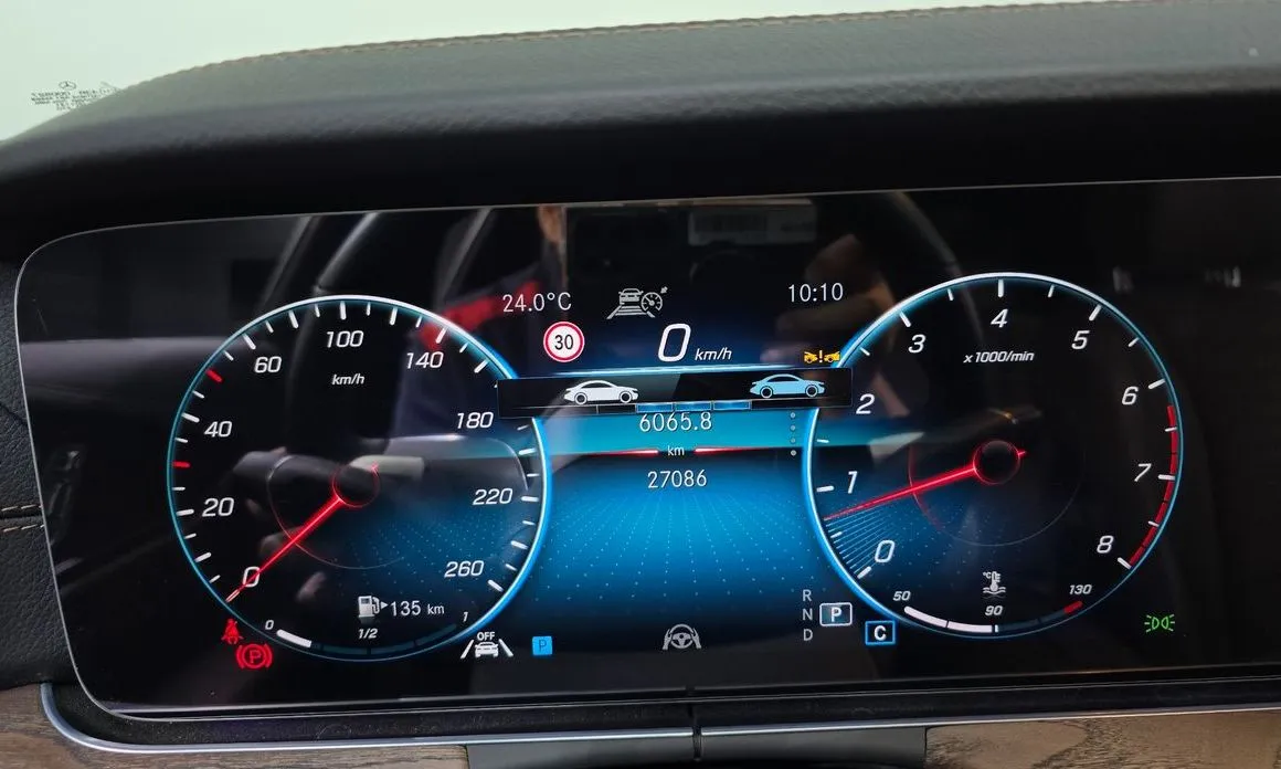 Mercedes-Benz E-Class 2022 из KR, фото 3