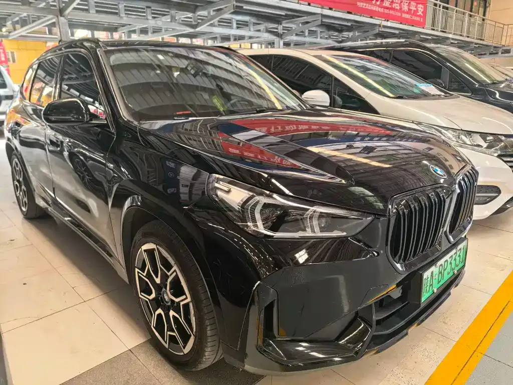 BMW iX1 2024 из CN, фото 10