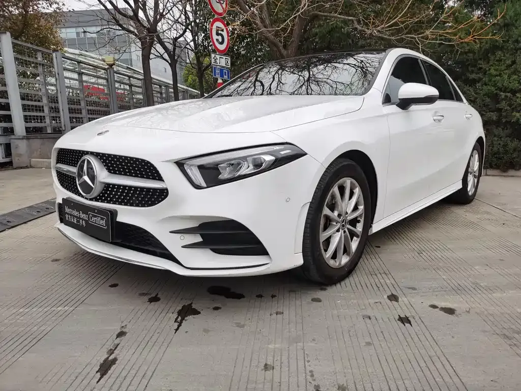 Mercedes-Benz A-Class — фото 1
