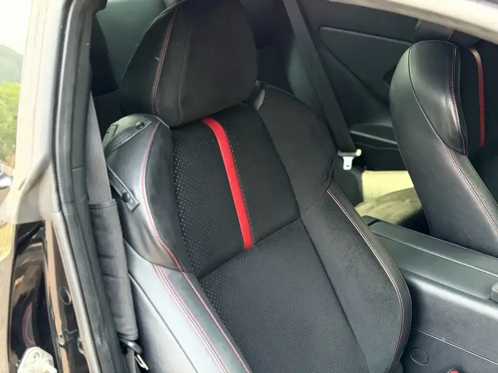 Subaru BRZ 2023 из CN, фото 8