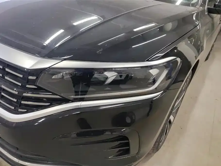 Volkswagen Passat — фото 3