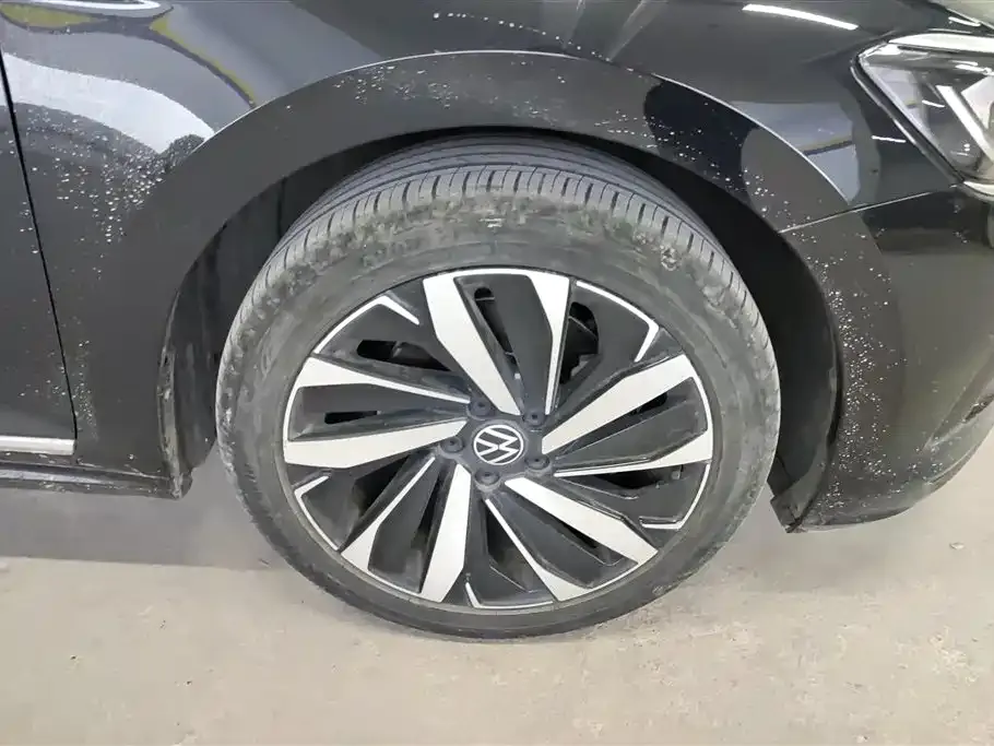 Volkswagen Passat — фото 6