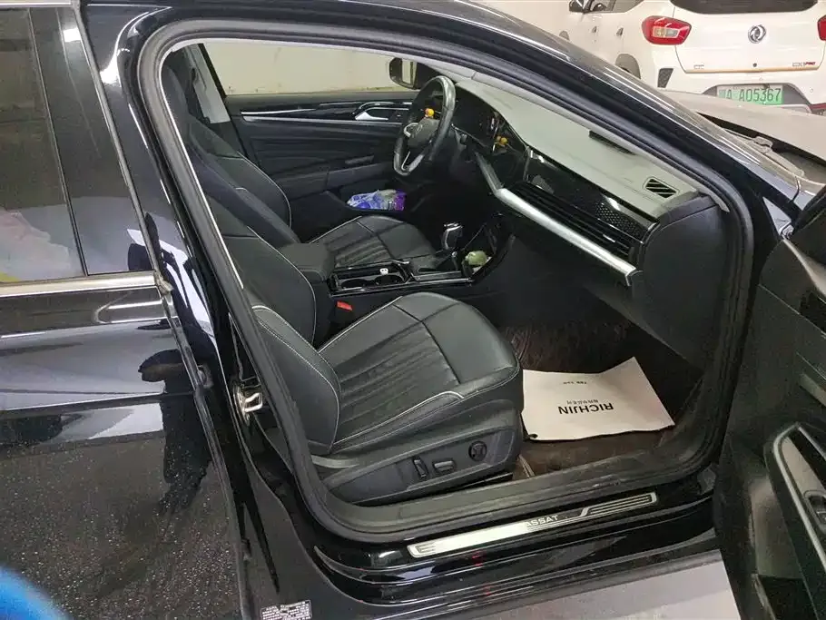 Volkswagen Passat — фото 9